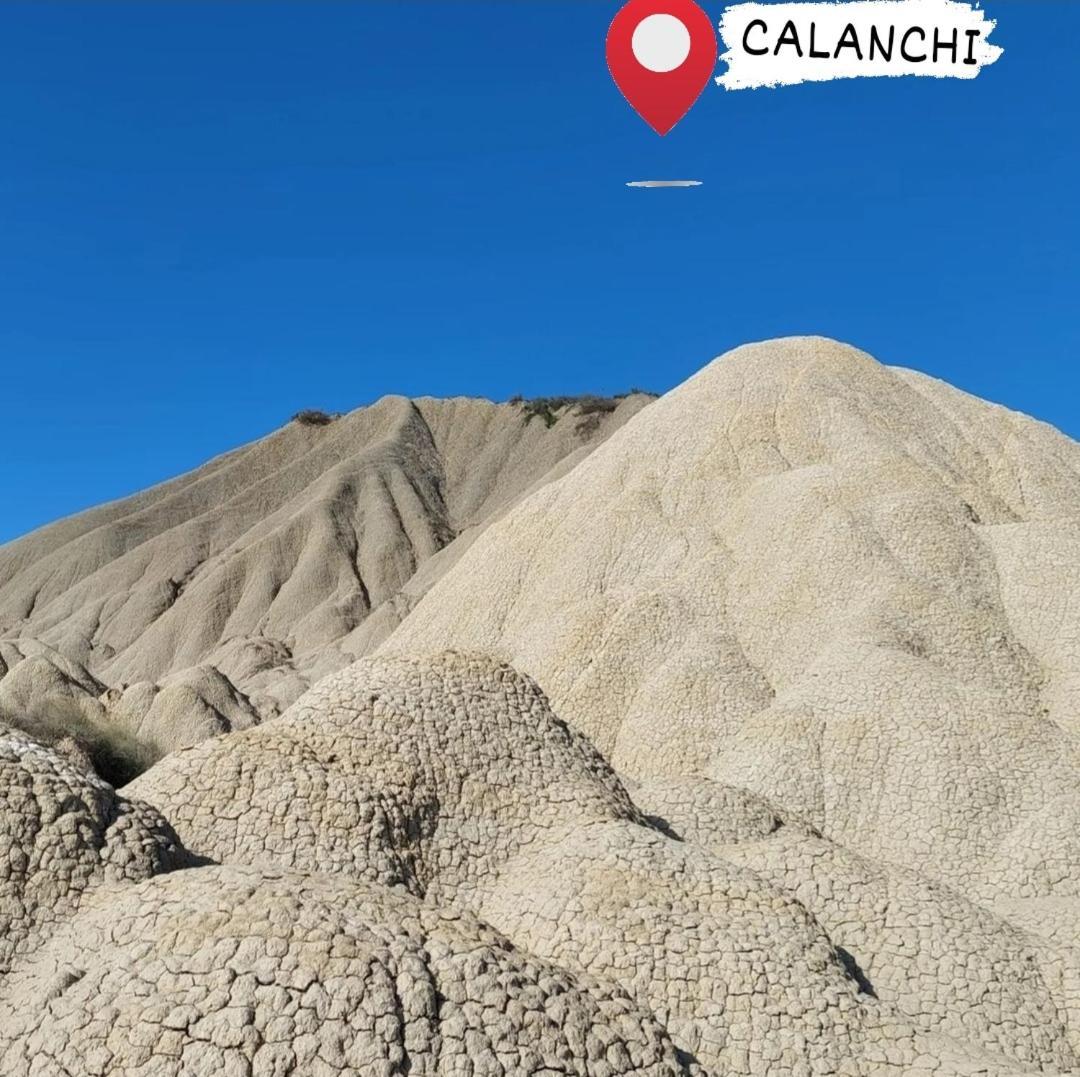 شقة Dimora Helianthus Salandra المظهر الخارجي الصورة